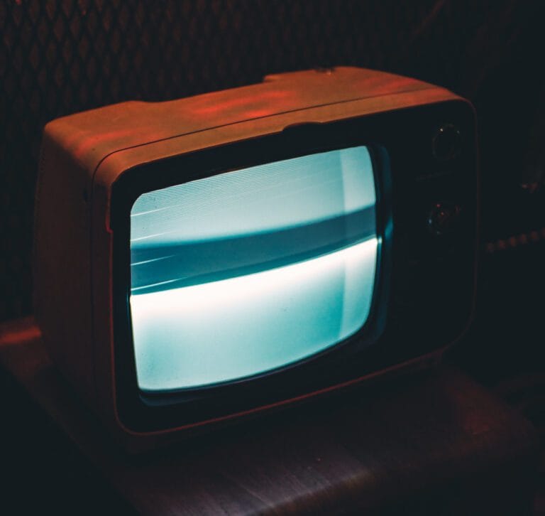TV antiga fora do ar. Disney fora do ar