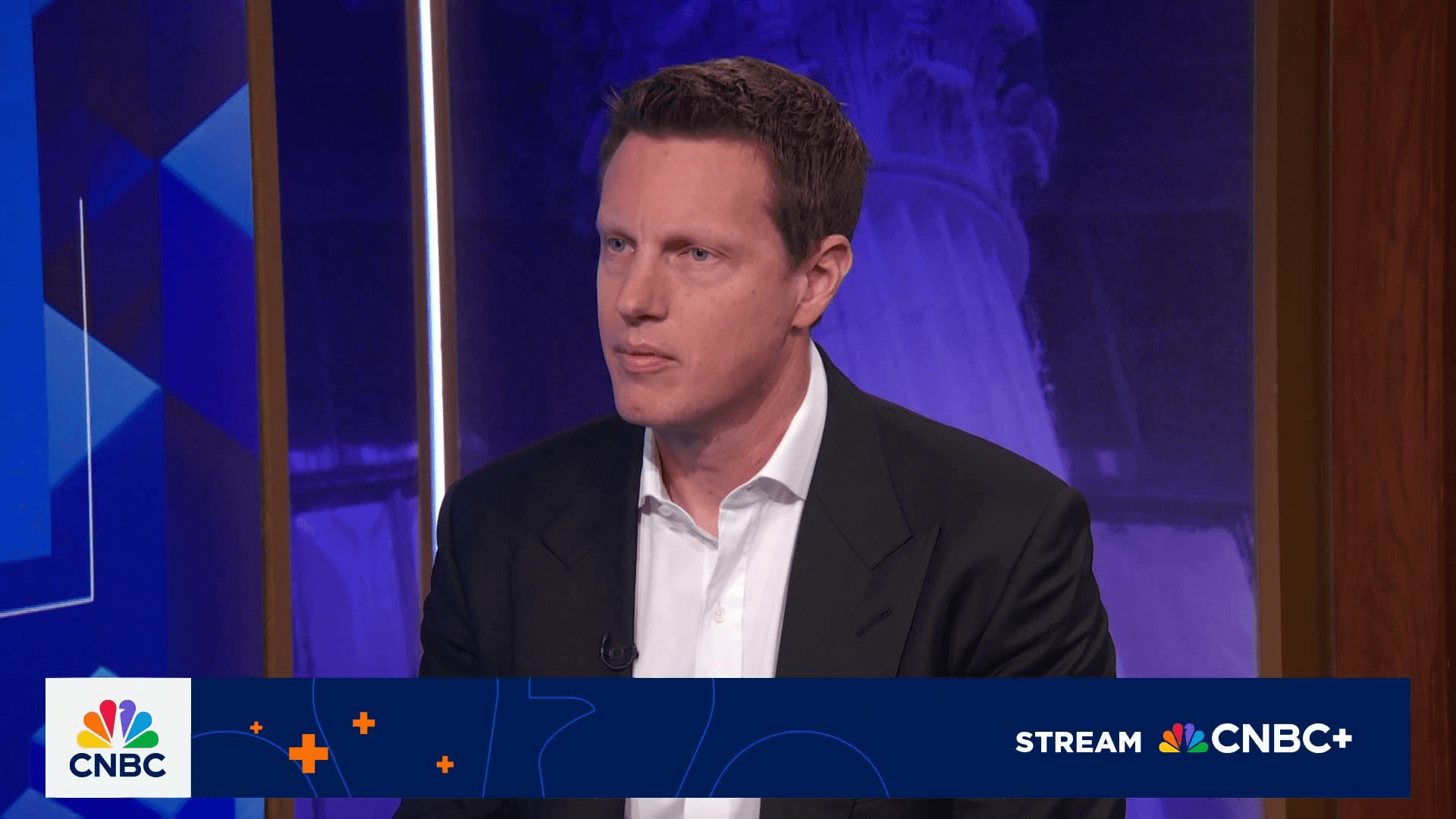 David Ellison em entrevista para a CNBC (crédito: reprodução / Versant Media)